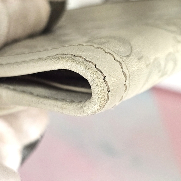 🌟Gucci Guccissima Leather Bifold Vintage Cream Wallet 🤍 - Picture 14 of 16